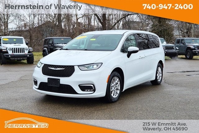 2023 Chrysler Pacifica Touring L