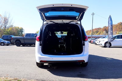 2027 Chrysler Pacifica PACIFICA SELECT