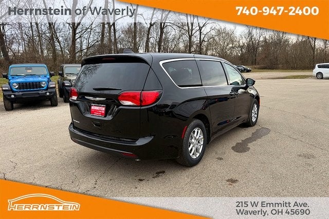 2026 Chrysler Voyager VOYAGER LX