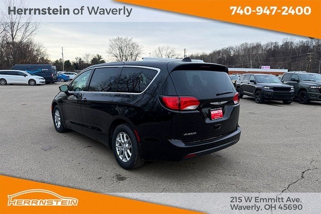 2026 Chrysler Voyager VOYAGER LX