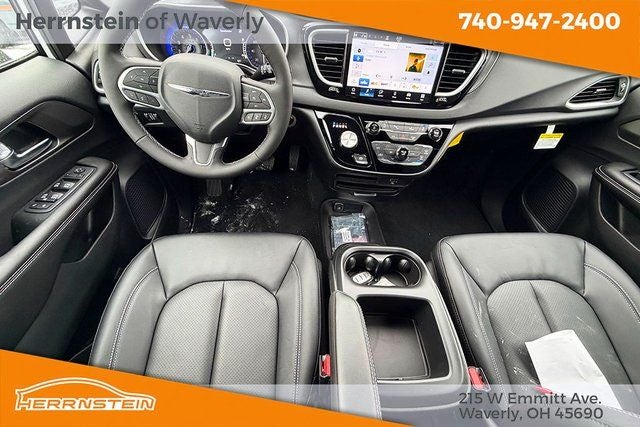 2026 Chrysler Voyager VOYAGER LX