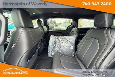 2026 Chrysler Voyager VOYAGER LX