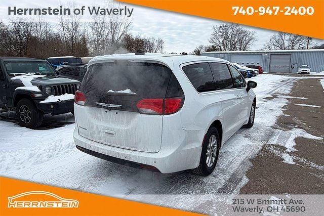 2026 Chrysler Voyager VOYAGER LX