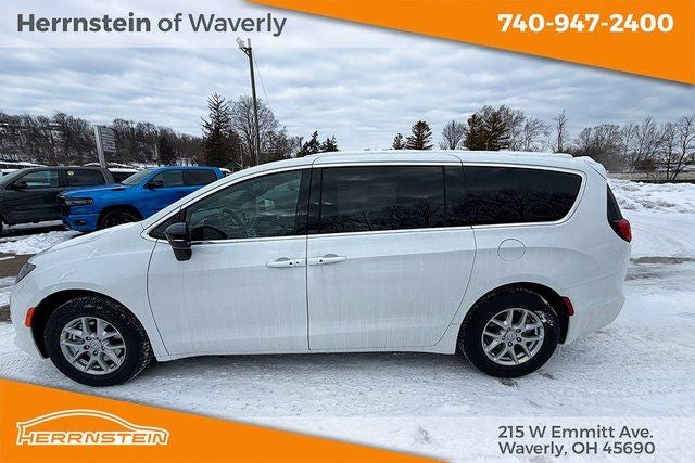 2026 Chrysler Voyager VOYAGER LX