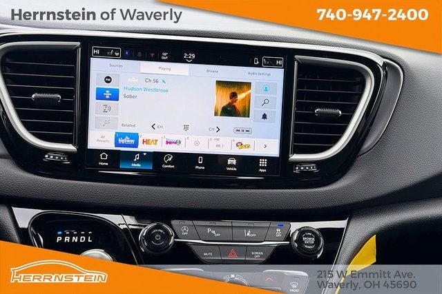 2026 Chrysler Voyager VOYAGER LX