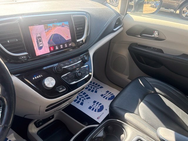 2021 Chrysler Pacifica Touring L
