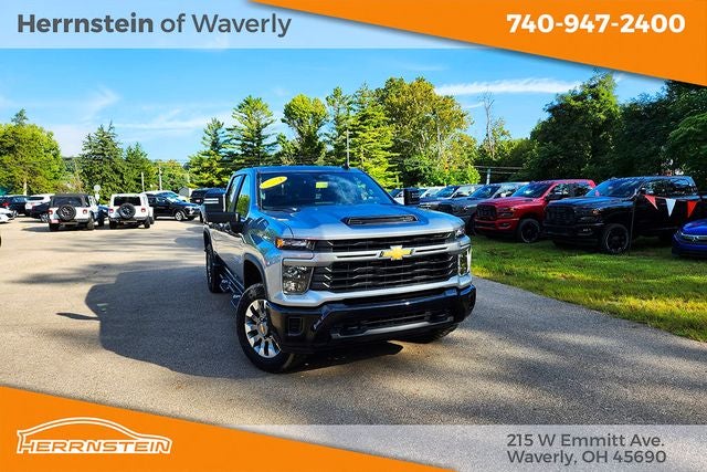 2024 Chevrolet Silverado 2500HD 4WD Crew Cab Standard Bed Custom