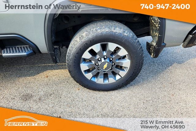 2024 Chevrolet Silverado 2500HD 4WD Crew Cab Standard Bed Custom