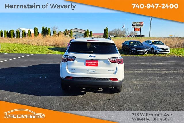 2022 Jeep Compass Latitude Lux 4x4