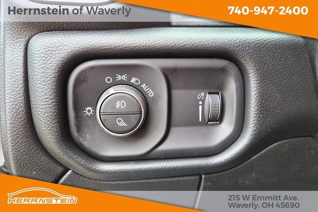 2026 RAM Ram 3500 RAM 3500 TRADESMAN CREW CAB 4X4 6'4' BOX