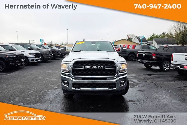 2024 RAM 3500 Big Horn Crew Cab 4x4 8' Box