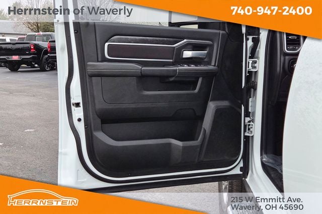 2024 RAM 3500 Big Horn Crew Cab 4x4 8' Box