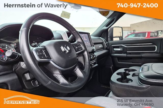 2024 RAM 3500 Big Horn Crew Cab 4x4 8' Box