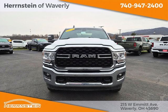 2024 RAM 3500 Big Horn Crew Cab 4x4 8' Box