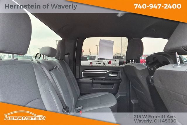 2024 RAM 3500 Big Horn Crew Cab 4x4 8' Box