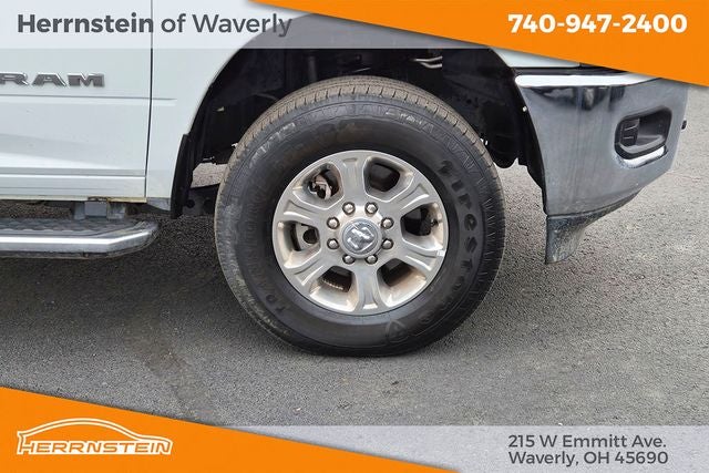 2024 RAM 3500 Big Horn Crew Cab 4x4 8' Box