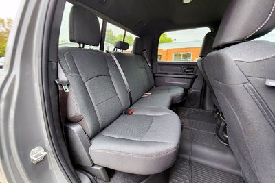 2027 RAM Ram 2500 RAM 2500 BLACK EXPRESS CREW CAB 4X4 6'4' BOX