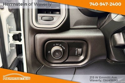 2024 RAM 3500 Tradesman Crew Cab 4x4 8' Box