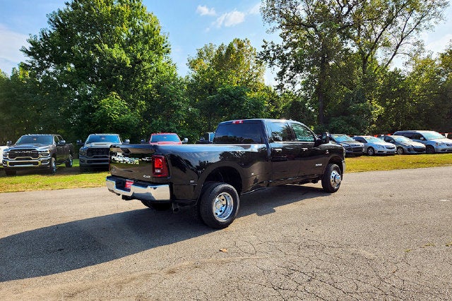 2027 RAM Ram 3500 RAM 3500 BIG HORN CREW CAB 4X4 8' BOX