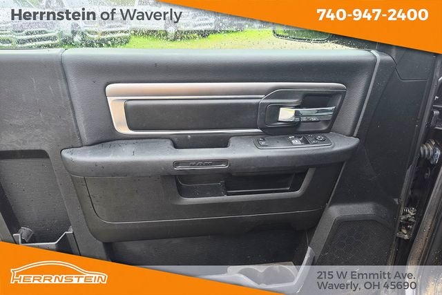 2022 RAM 1500 Classic Tradesman Regular Cab 4x4 8' Box