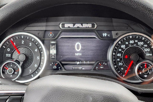 2026 RAM Ram 1500 RAM 1500 EXPRESS CREW CAB 4X4 5'7' BOX