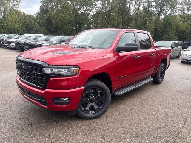 2026 RAM Ram 1500 RAM 1500 EXPRESS CREW CAB 4X4 5'7' BOX