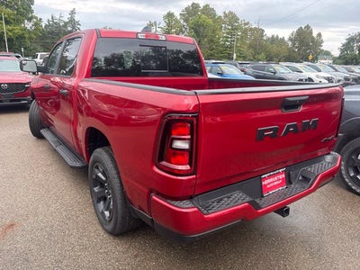 2026 RAM Ram 1500 RAM 1500 EXPRESS CREW CAB 4X4 5'7' BOX