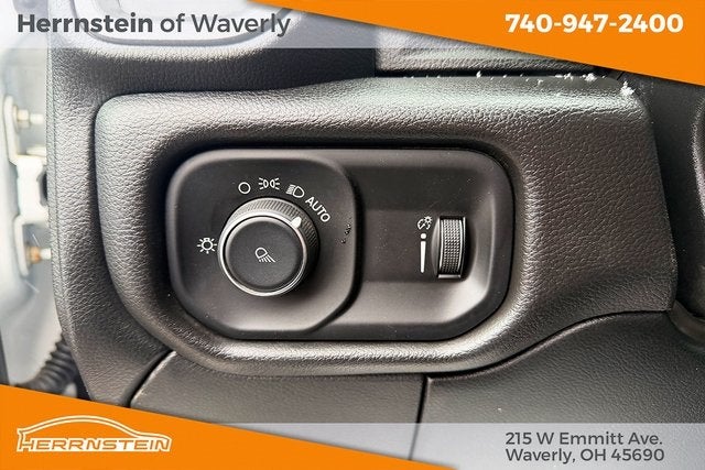 2021 RAM 2500 Tradesman Crew Cab 4x4 6'4' Box