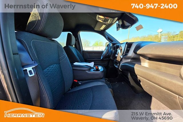 2026 RAM Ram 2500 RAM 2500 BLACK EXPRESS CREW CAB 4X4 6'4' BOX