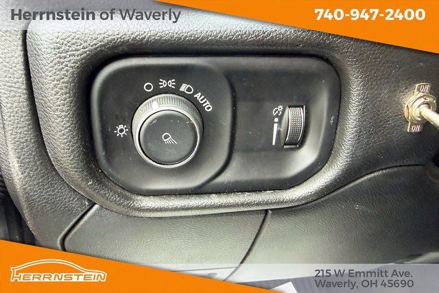 2022 RAM 2500 Tradesman Crew Cab 4x4 6'4' Box