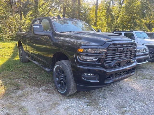 2027 RAM Ram 2500 RAM 2500 BLACK EXPRESS CREW CAB 4X4 6'4' BOX