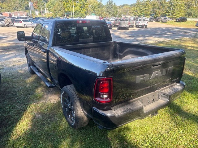 2027 RAM Ram 2500 RAM 2500 BLACK EXPRESS CREW CAB 4X4 6'4' BOX