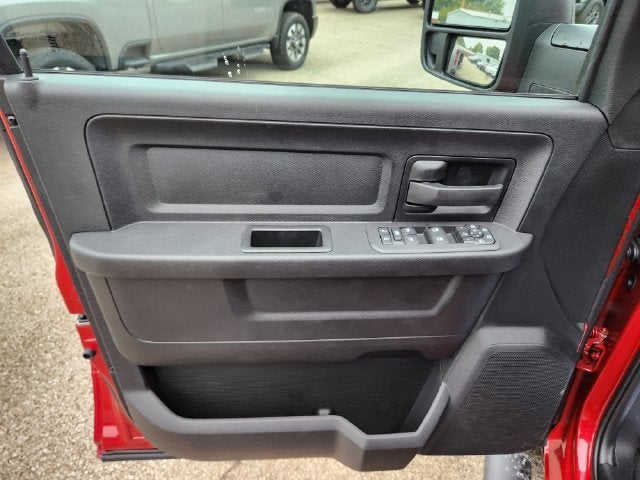 2027 RAM Ram 2500 RAM 2500 BLACK EXPRESS CREW CAB 4X4 6'4' BOX