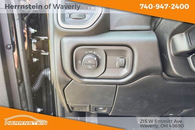 2026 RAM Ram 2500 RAM 2500 BLACK EXPRESS CREW CAB 4X4 6'4' BOX