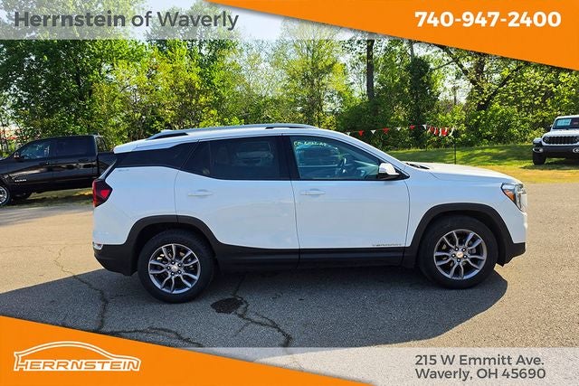 2023 GMC Terrain FWD SLT