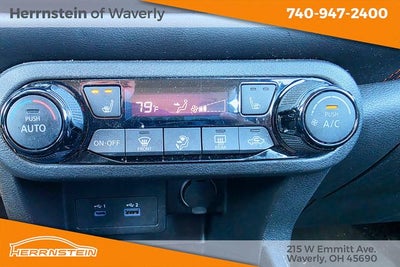 2024 Nissan Kicks SR Xtronic CVT