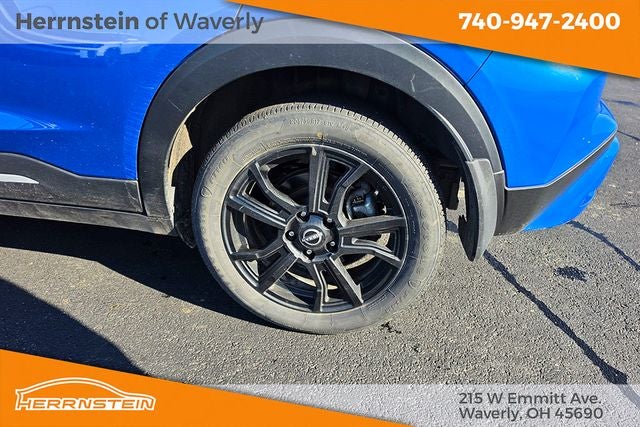 2024 Nissan Kicks SR Xtronic CVT