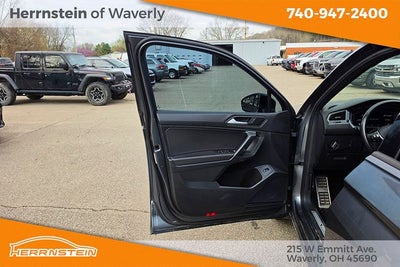 2019 Volkswagen Tiguan 2.0T SEL R-Line