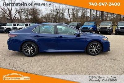 2023 Toyota Camry SE