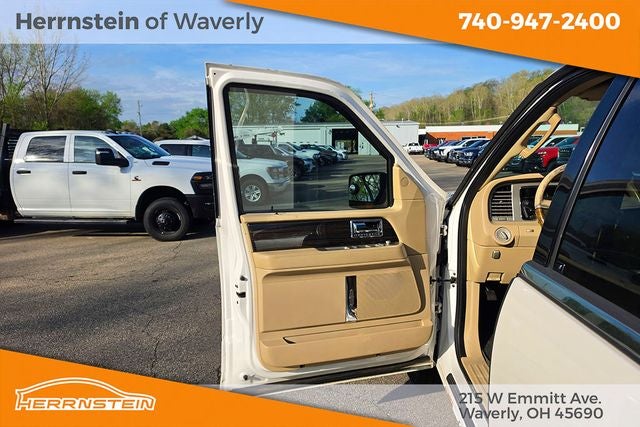 2010 Lincoln Navigator L Base