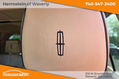 2010 Lincoln Navigator L Base