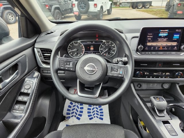 2024 Nissan Rogue SV FWD