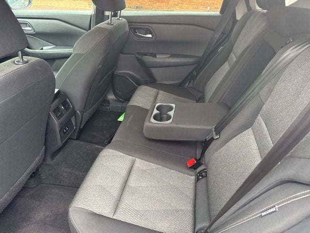 2024 Nissan Rogue SV FWD