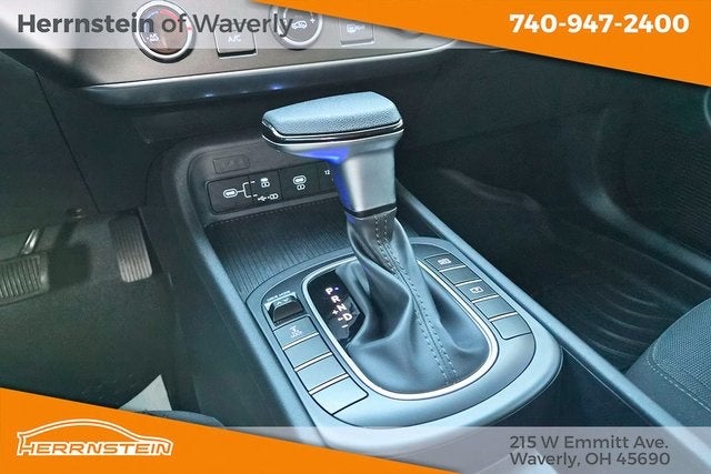 2025 Hyundai Kona SE