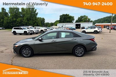 2024 Hyundai Elantra SEL