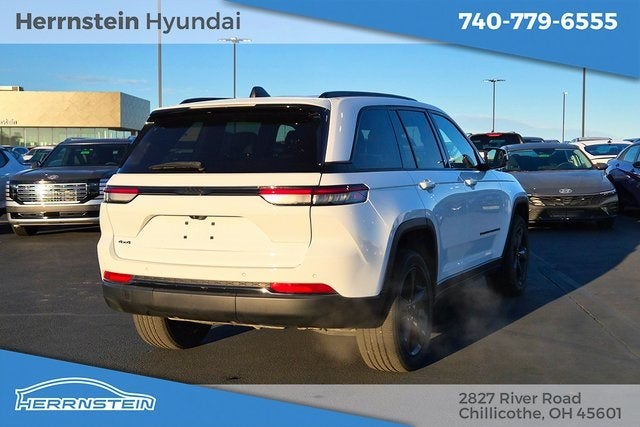 2022 Jeep Grand Cherokee Altitude