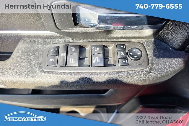 2021 RAM 1500 Classic SLT