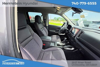 2023 Nissan Frontier SV