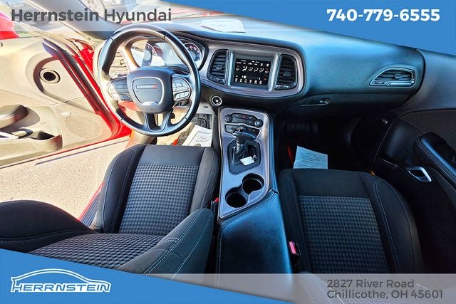 2023 Dodge Challenger SXT