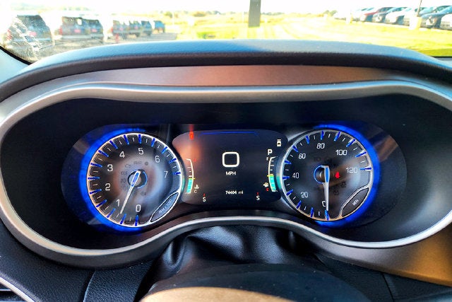 2024 Chrysler Pacifica Touring L